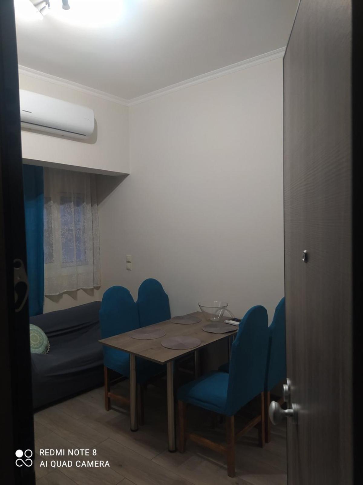 Λουτράκι Κέντρο Lejlighed Værelse billede